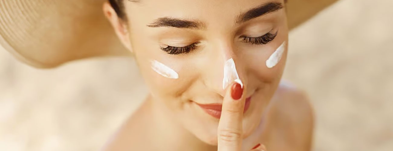 SKIN LESSON: il miglior prodotto anti età è la crema solare!